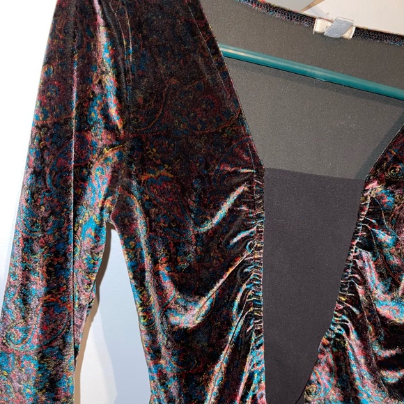 Urban Outfitters going out top - Picture 5 of 6